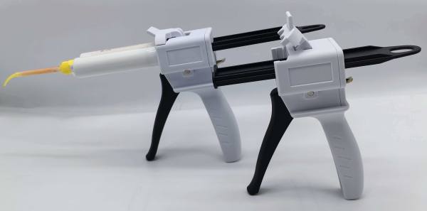 Dispenser / Mischpistole 1 : 1 / 2 : 1
